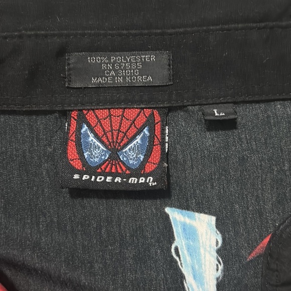 2002 Amazing Spider Man Marvel Button Up - Picture 2 of 4